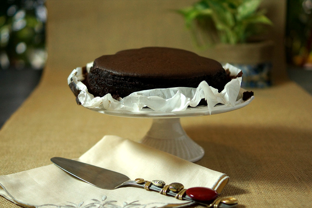 Eggless Vinegar dense chocolate cake